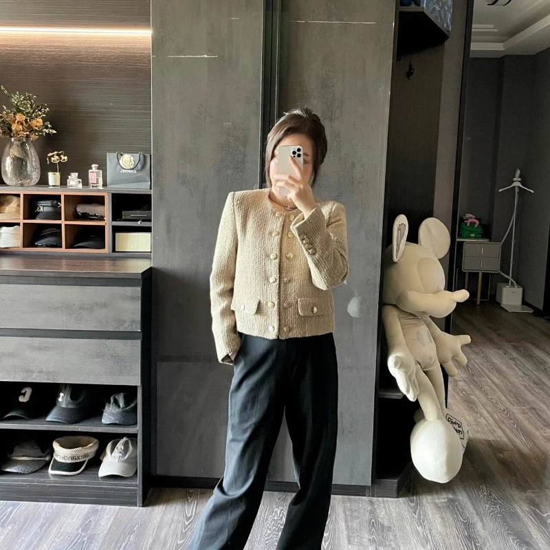 ❤️ CELINE 經典短款外套 好版型 精致紐扣-1