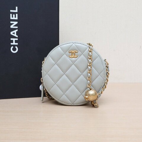 CHANEL 金球金珠圓餅鏈條包灰色羊皮31開金扣肩背包