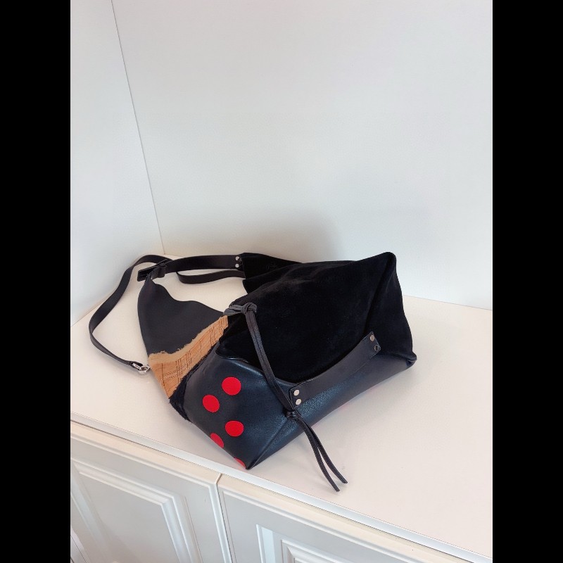 Loewe 黑色牛皮✖️麂皮多元素拼接Hobo-5