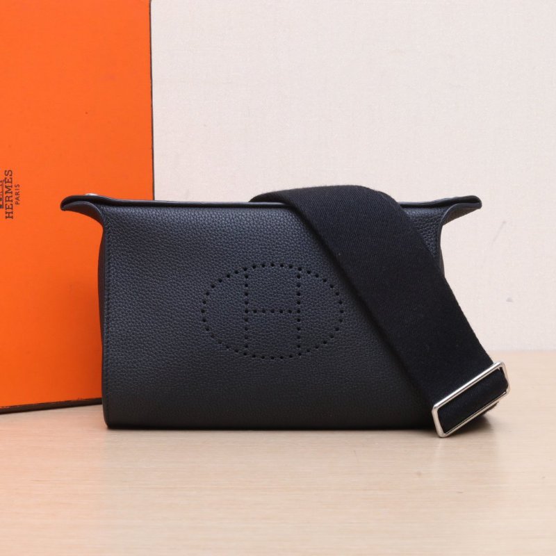 HERMES Videpoches2189黑色Togo皮B刻銀扣肩背包-0