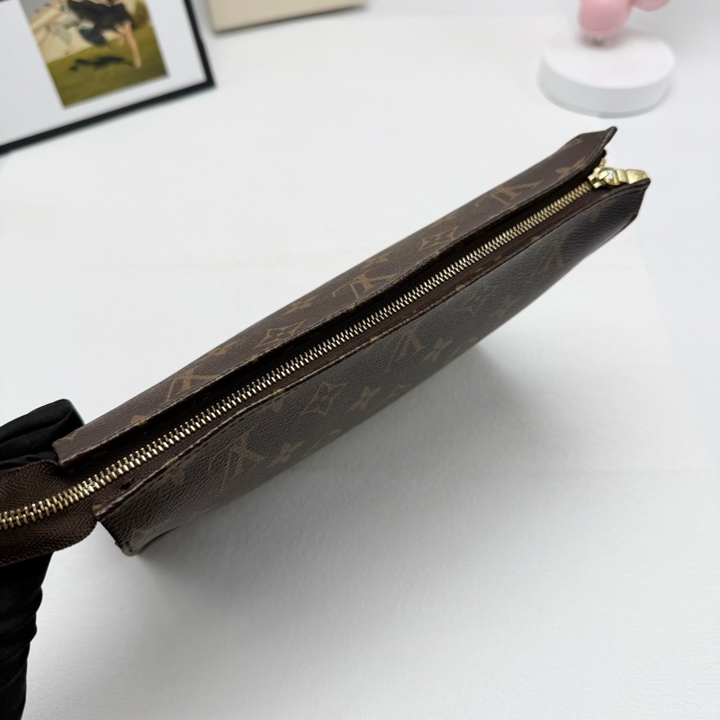 98新LV路易威登 26尺寸 老花洗漱包手拿包-5