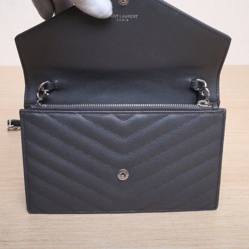 SAINT LAURENT CASSANDRA信封腋下包Woc19V紋灰色牛皮銀扣肩背包-2