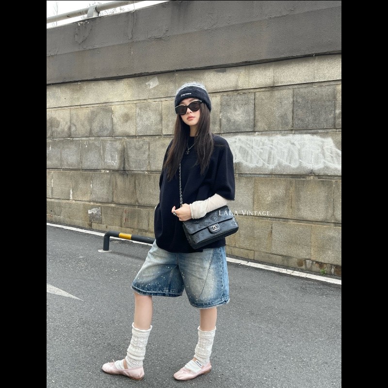 Chanel 香奈兒 CF 限量版香水瓶 浮雕logo 黑色油臘牛皮 so black 鏈條包-1