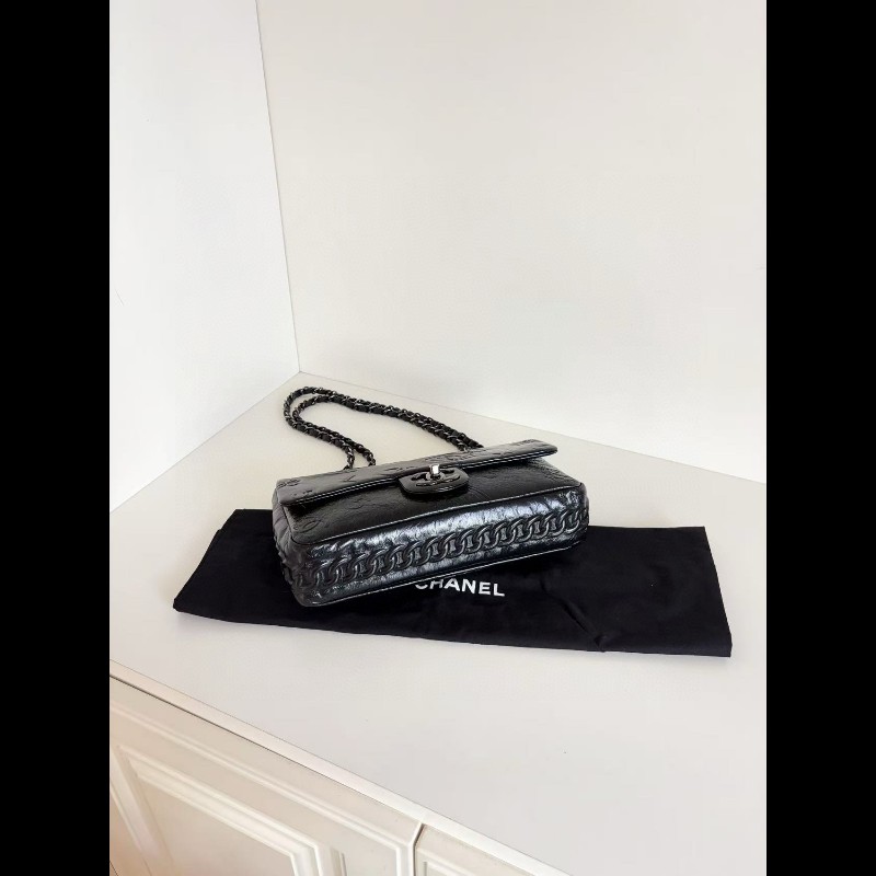 Chanel 香奈兒 CF 限量版香水瓶 浮雕logo 黑色油臘牛皮 so black 鏈條包-6