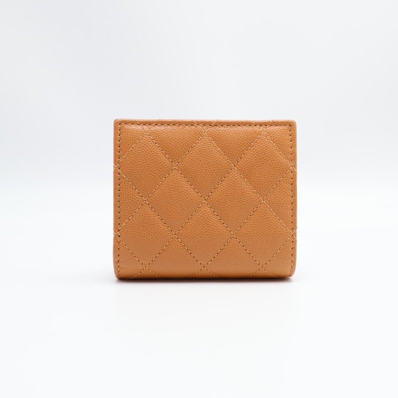 CHANEL 雙折粒面牛皮短夾 - 焦糖金-1