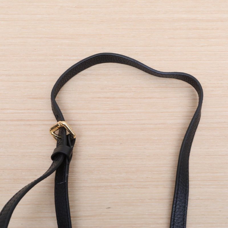 LOUIS VUITTON Lockme手提包28黑色荔枝牛皮金扣肩背包-2