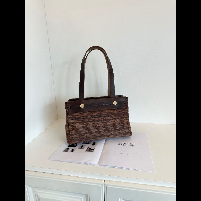 Hermes 絕版✨羊切皮橫版Herbag 深棕大地色🪵銀扣-0