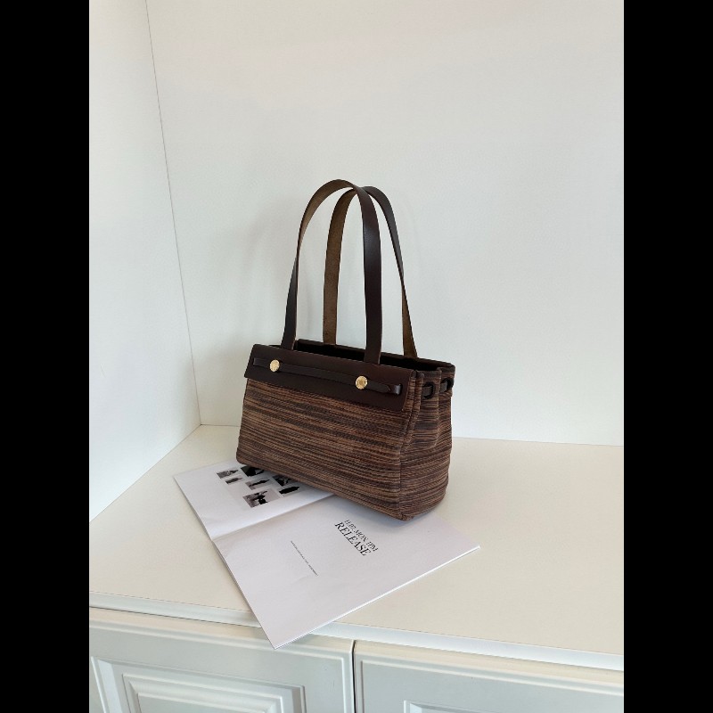 Hermes 絕版✨羊切皮橫版Herbag 深棕大地色🪵銀扣-2