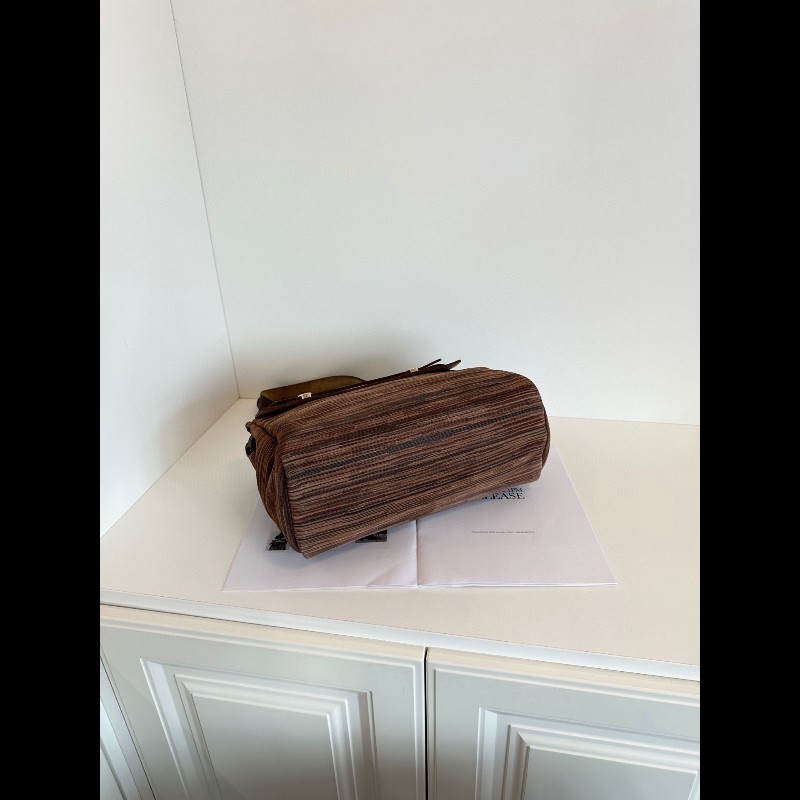 Hermes 絕版✨羊切皮橫版Herbag 深棕大地色🪵銀扣-5