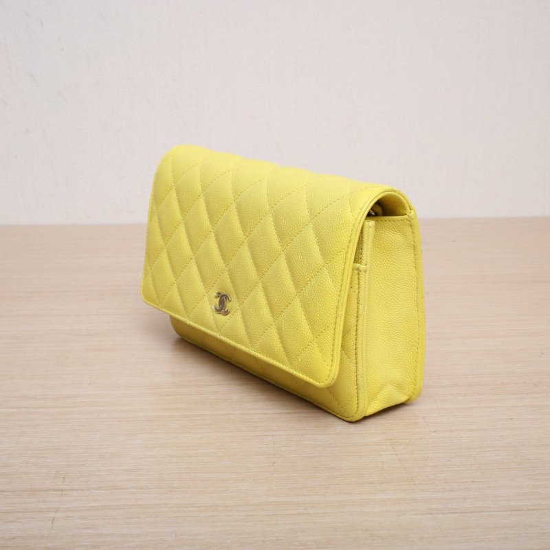 CHANEL CFWOC19黃色荔枝牛皮晶片開金扣肩背包-4