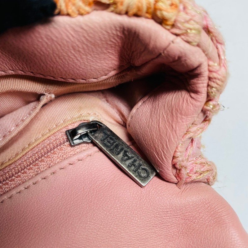 Chane CF中號 限量款蕾絲款 粉色小牛皮搭配彩色鉤花-8