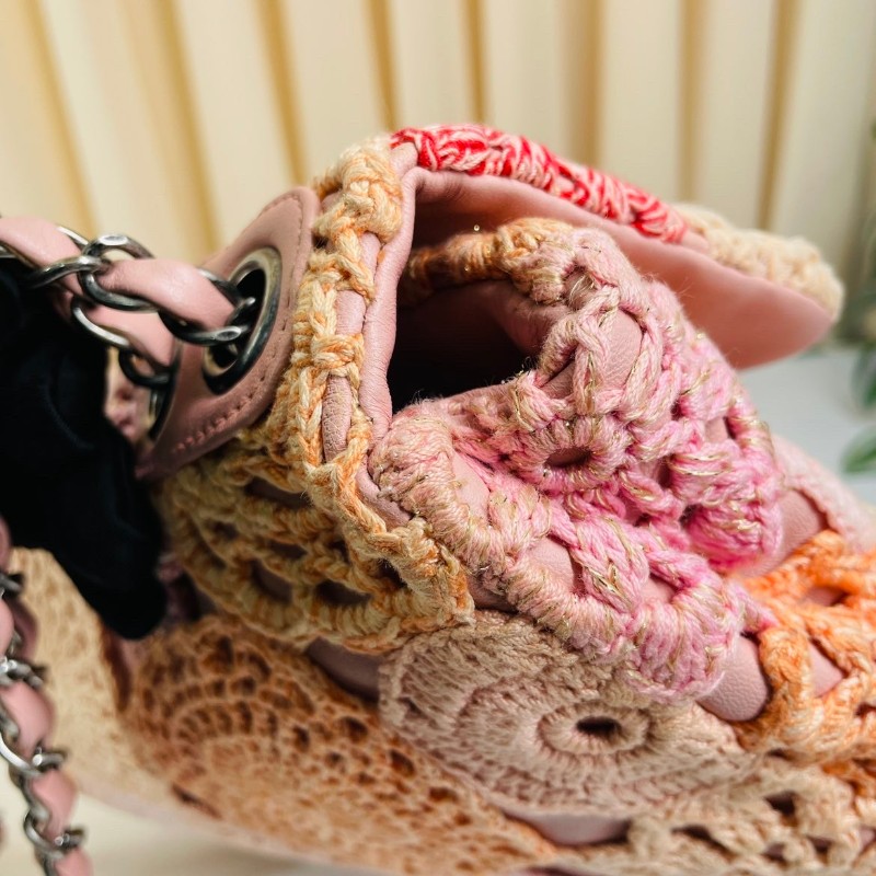 Chane CF中號 限量款蕾絲款 粉色小牛皮搭配彩色鉤花-21