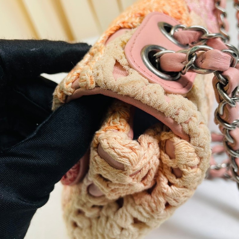 Chane CF中號 限量款蕾絲款 粉色小牛皮搭配彩色鉤花-26