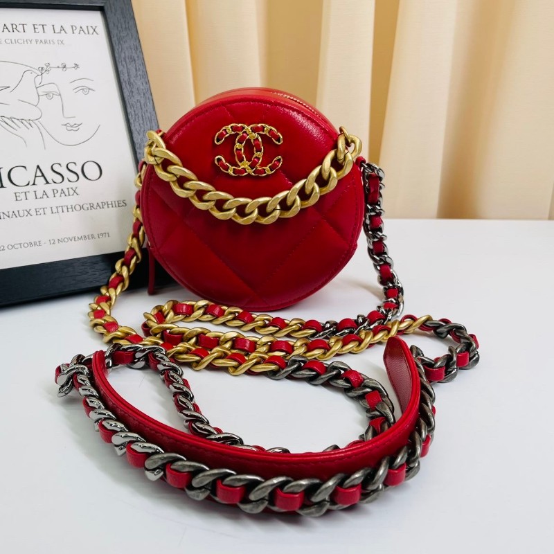 CHANEL 紅色 鴛鴦鏈條菱格紋拉鍊開合 小羊皮 圓餅包-0