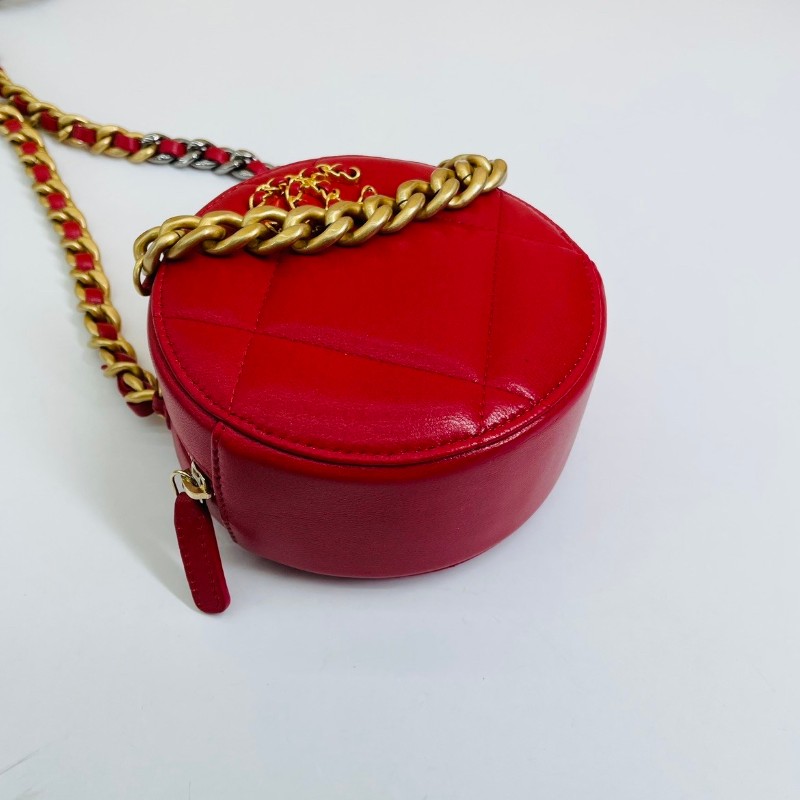 CHANEL 紅色 鴛鴦鏈條菱格紋拉鍊開合 小羊皮 圓餅包-5