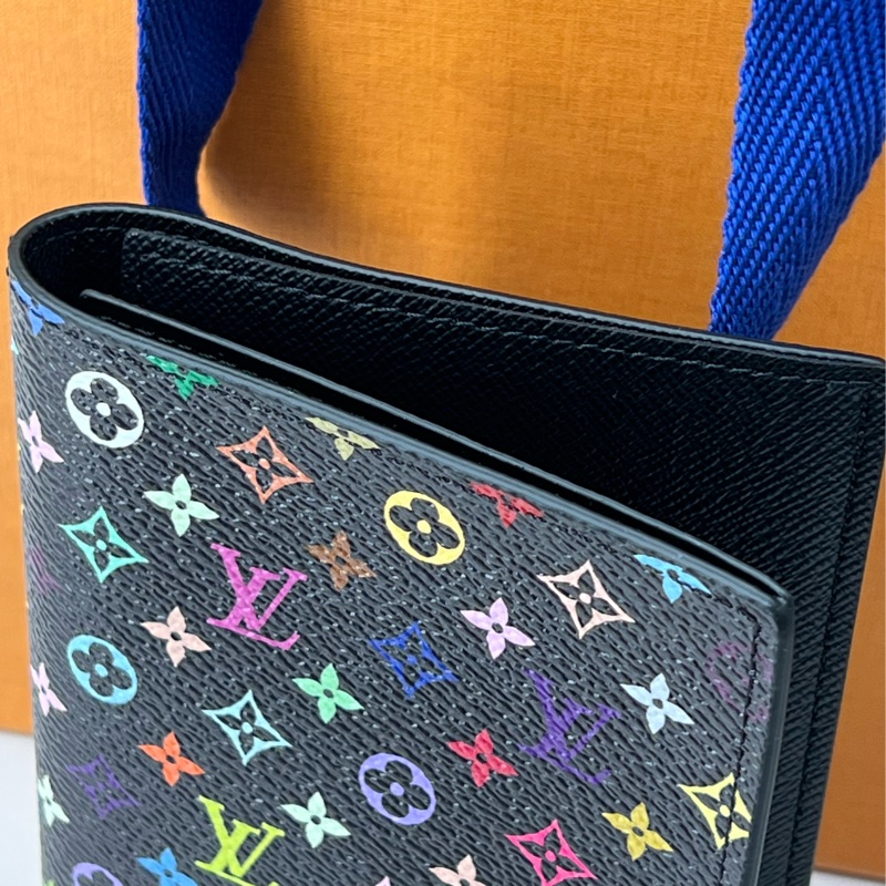 💗香緹國際精品💗 680 LV 村上隆 護照夾 極新 盒裝完整-1