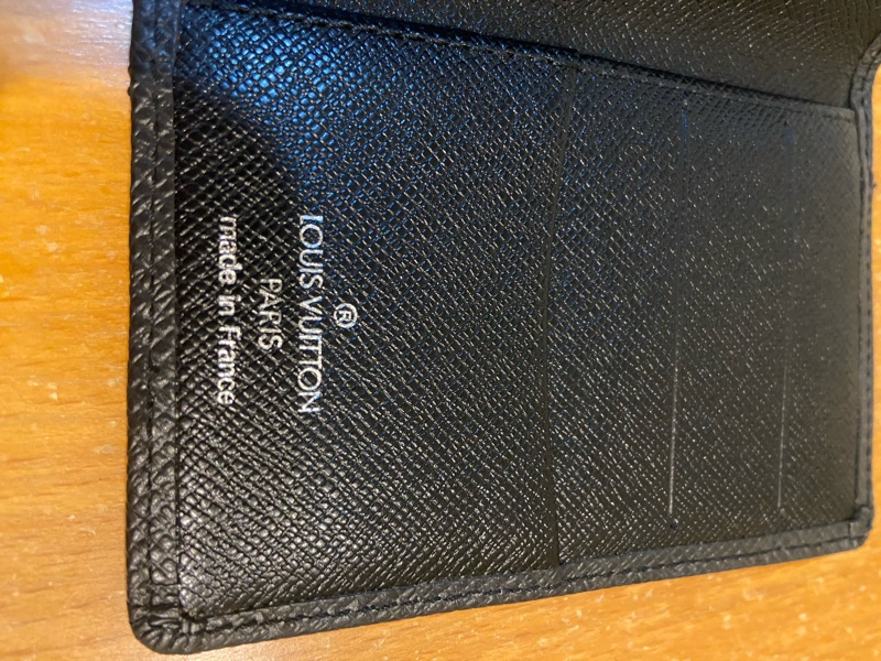 LV 精典卡夾(黑色）-3