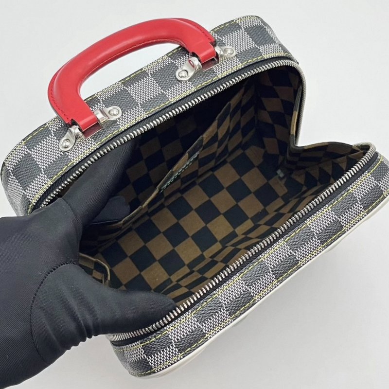 LV 拼色VALISETTE BB棋盤格小箱包 21*16*7.5 98新配件塵袋購證-3