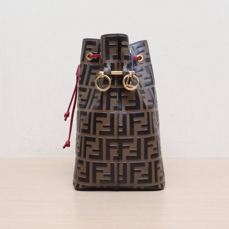 FENDI MONTRESOR小號水桶包老花牛皮金扣肩背包-4