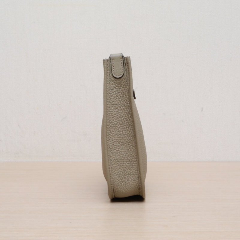 HERMES EvelyneMini168Q馬爾法米色TC皮W刻銀扣肩背包-3