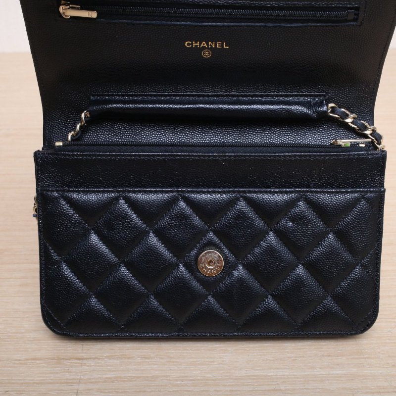 CHANEL CFWOC19黑色荔枝牛皮29開金扣肩背包-2