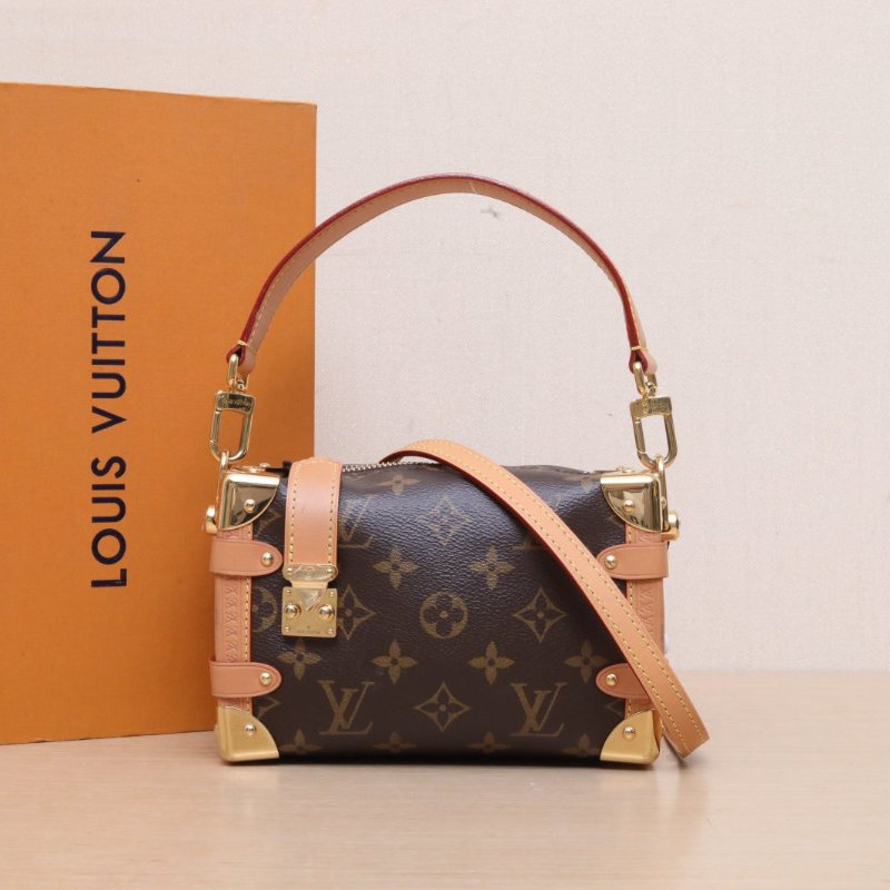 LOUIS VUITTON SideTrunk軟盒子包小號18老花PVC晶片肩背包-0
