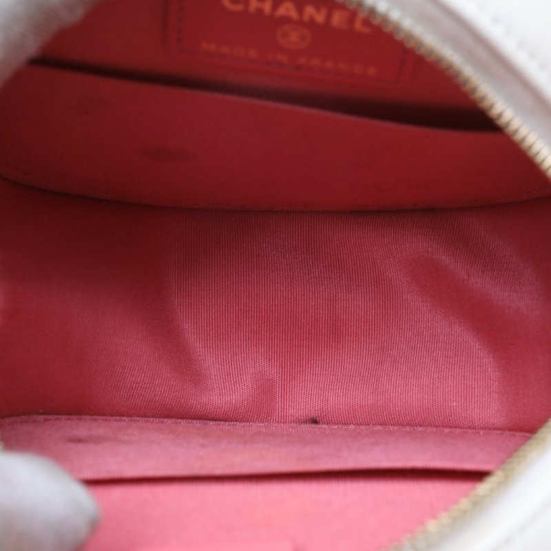 CHANEL 19BAG小圓餅包白色羊皮30開金銀扣肩背包-2