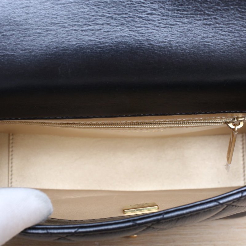 CHANEL 黑色羊皮晶片開金扣22p粗鏈條拼接CF口蓋包肩背包-3