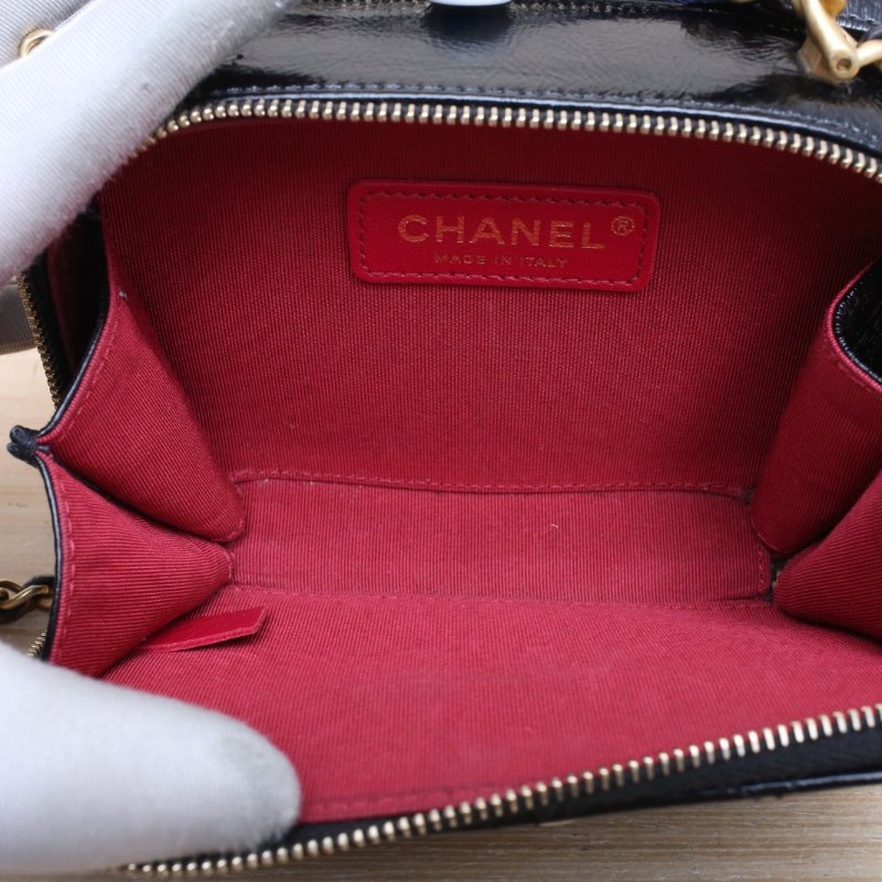 CHANEL 22S手柄相機包黑色牛皮30開金扣雙皮穿拼金屬字母手柄肩背包-2