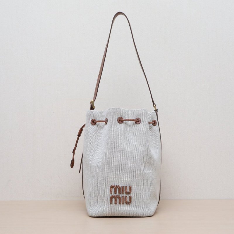 MIU MIU 棕色帆布金扣24SS秀款可調節抽繩水桶中號肩背包-0