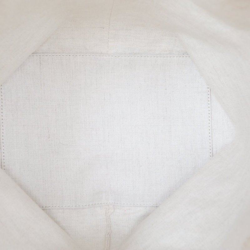 MIU MIU 棕色帆布金扣24SS秀款可調節抽繩水桶中號肩背包-2