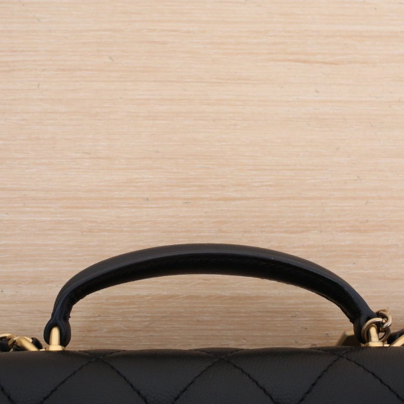 CHANEL 23B口蓋風琴包21黑色荔枝牛皮晶片開金扣金屬皮牌皮手柄肩背包-2
