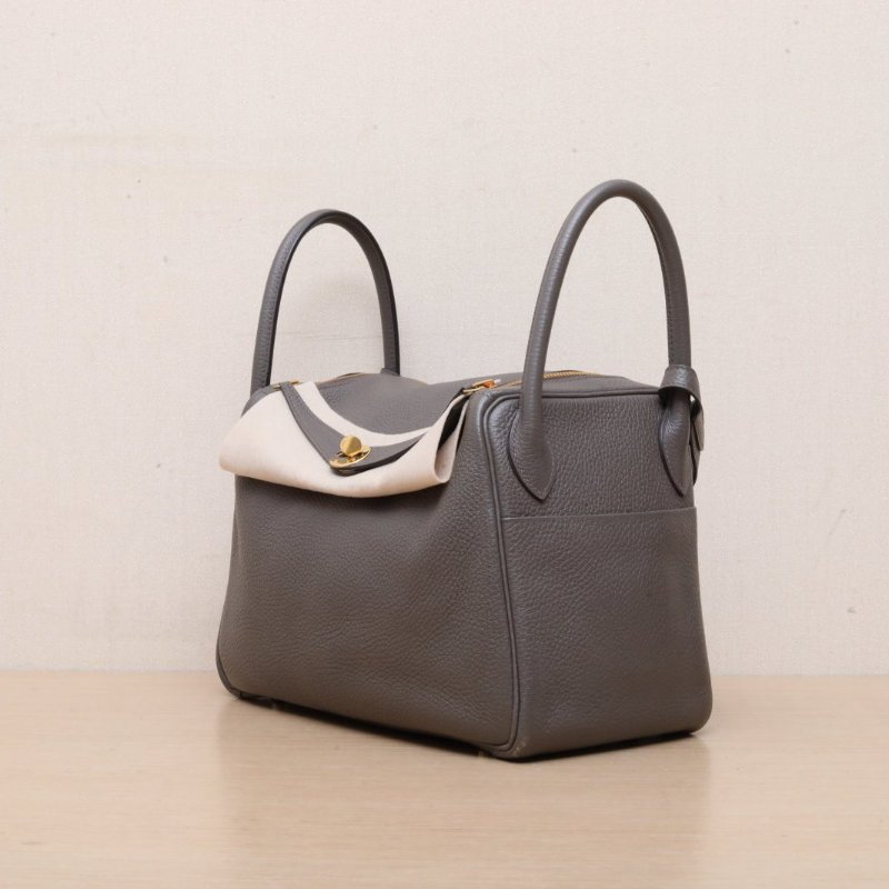 HERMES 8F錫器灰TC皮A刻金扣愛馬仕hermeslindy30肩背包-4