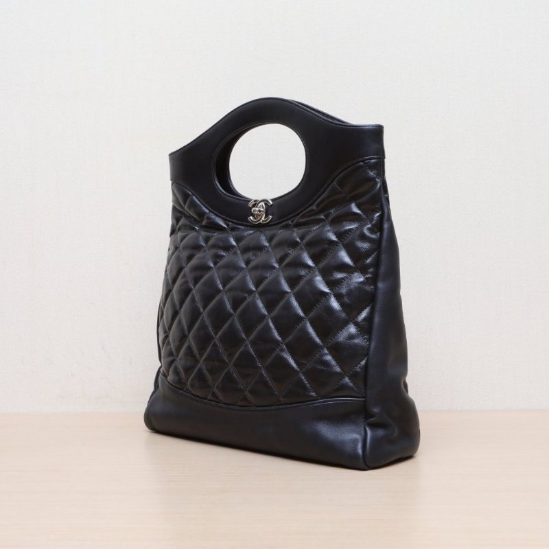 CHANEL 31Bag小號豎版30黑色羊皮28開銀扣肩背包-4