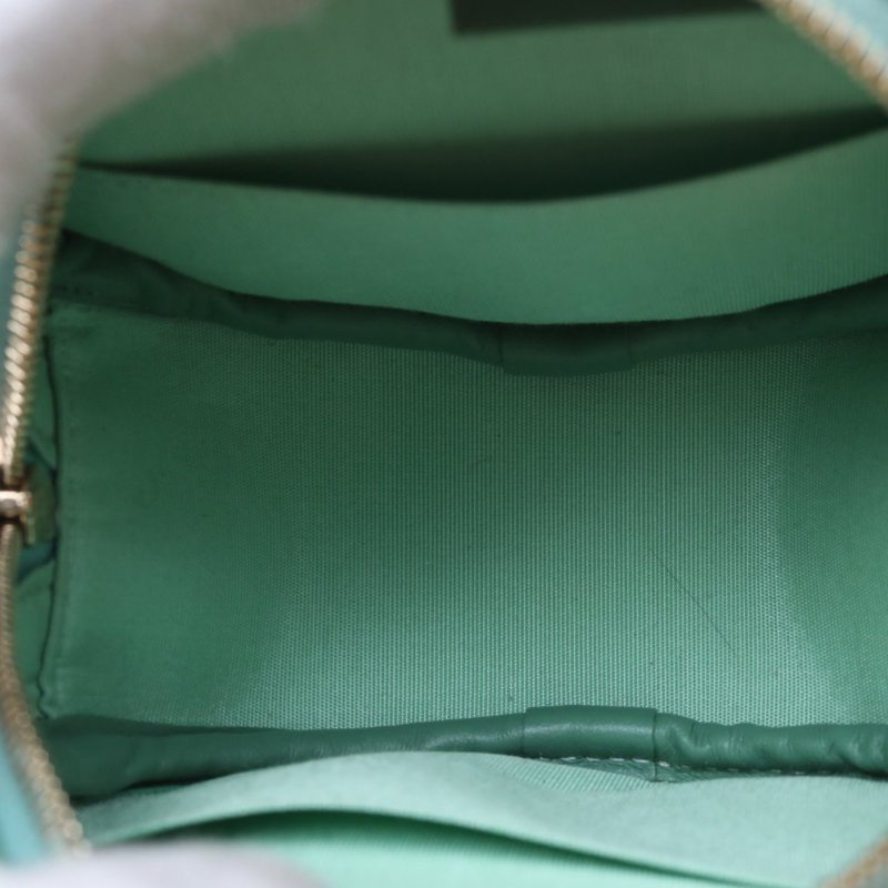 CHANEL 19BAG小圓餅包綠色牛皮/珠片30開金銀扣肩背包-2