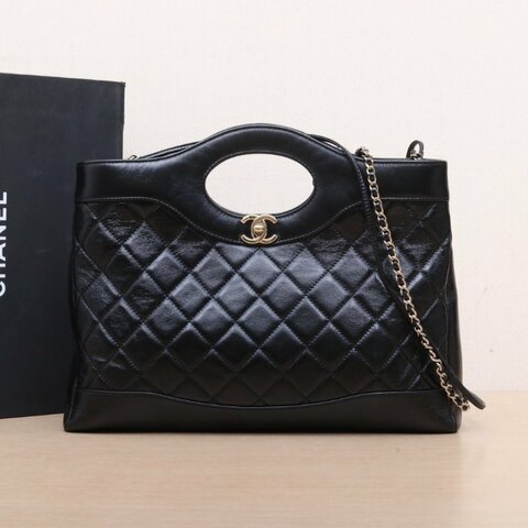 CHANEL 31Bag中號橫版36黑色羊皮晶片開金扣肩背包