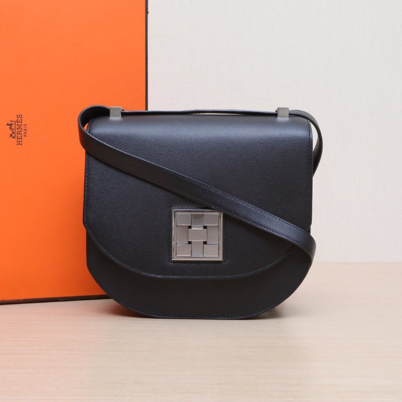 HERMES Mosaique馬賽克大號2189黑色MADAME皮D刻銀扣肩背包-0