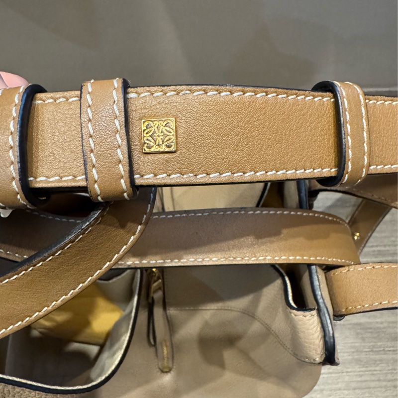 Small Hammock bag in soft grained calfskin 小型柔軟粒面小牛皮 Hammock 手提包-5