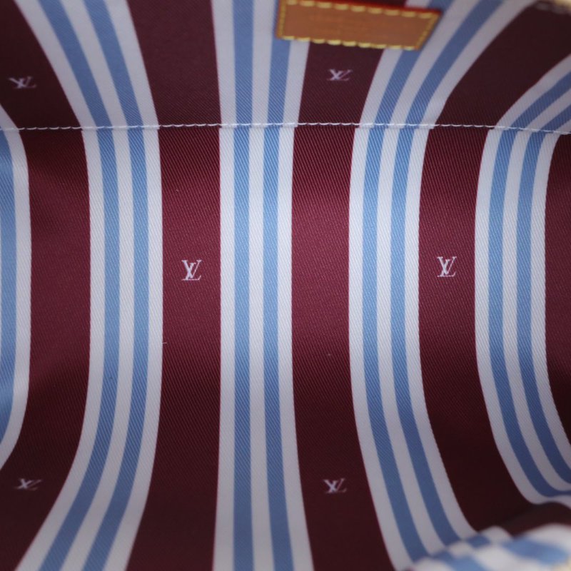 LOUIS VUITTON BOBOTRUNK盒子包白色PVC金扣晶片肩背包-3