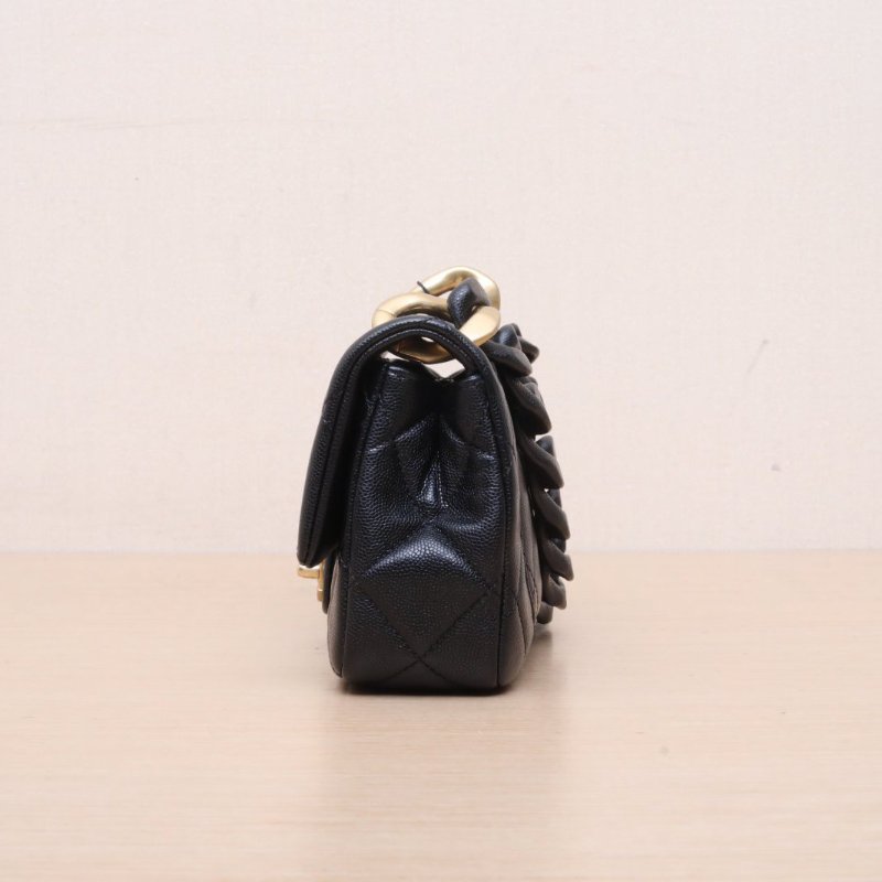CHANEL 黑色荔枝牛皮荔枝牛皮晶片開金扣24PFUNKYMATCHCF大mini口蓋包20肩背包-4