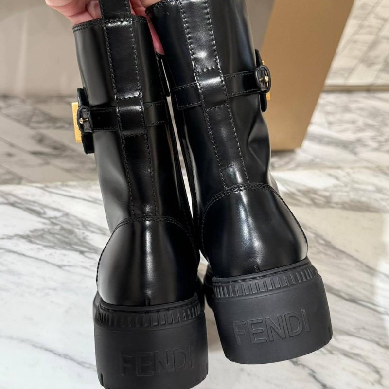 Fendi 黑金字母馬丁靴 37號 全新閒置配件盒子塵袋-5