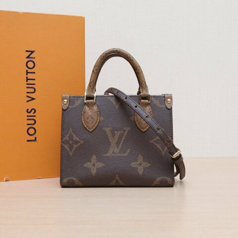 LOUIS VUITTON OnthegoBB18老花PVC晶片肩背包