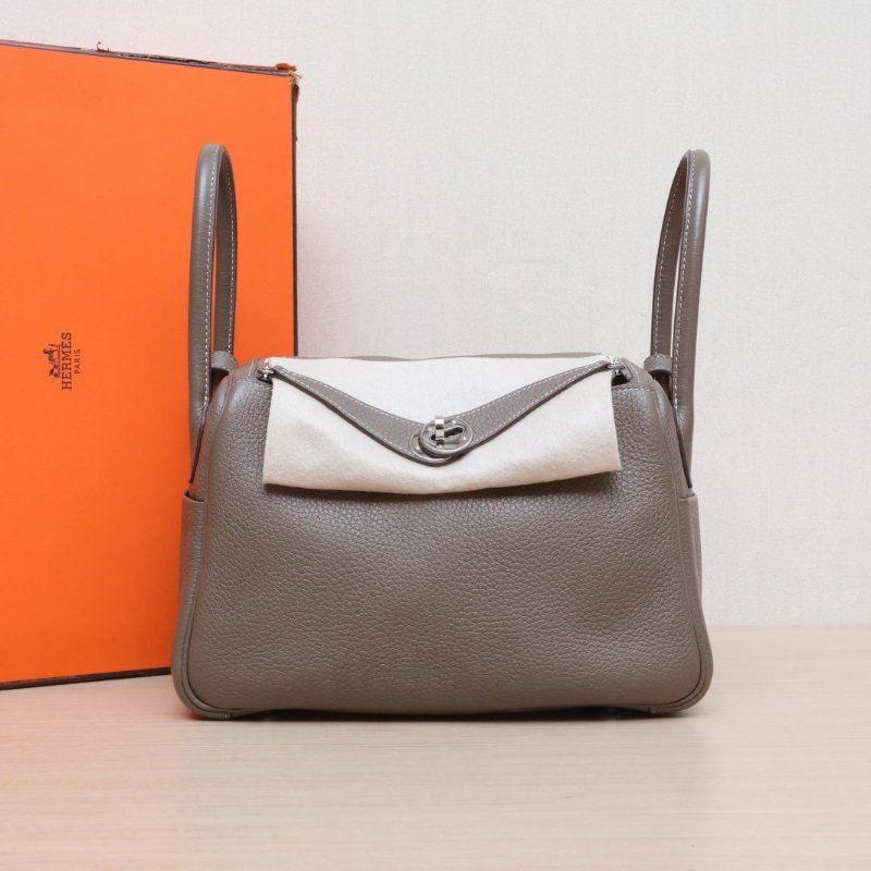 HERMES Lindy2618大象灰TC皮Z刻銀扣肩背包-0