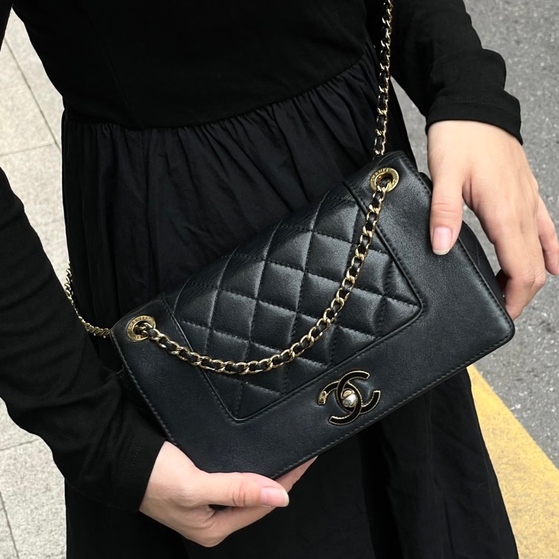 ✨Chanel 牛皮黑金琺瑯 cf 有保卡 可斜背🖤-1