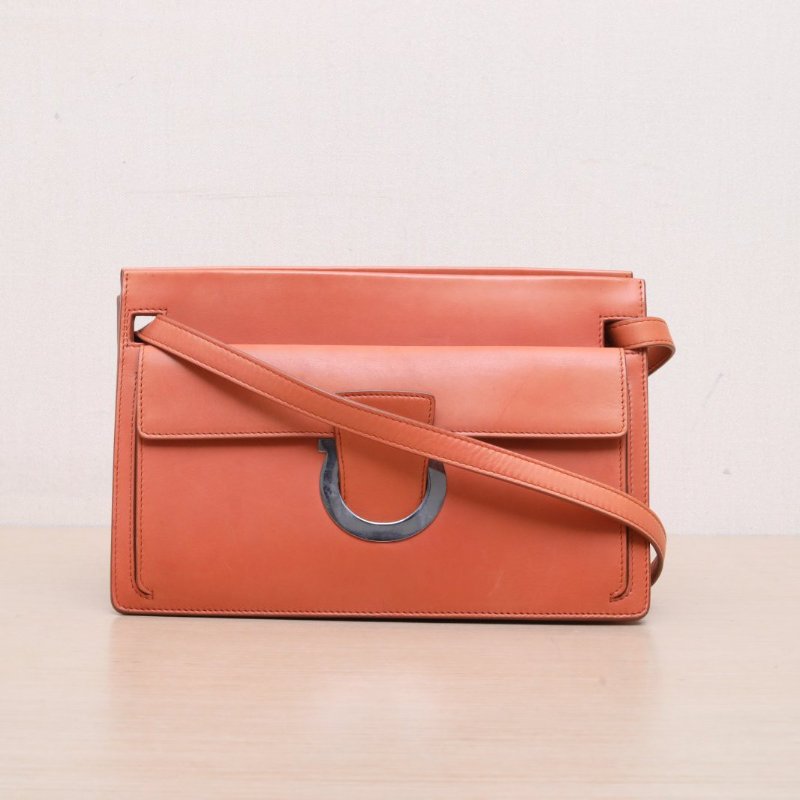 FERRAGAMO 橙色牛皮Thalia馬蹄扣單肩斜挎包肩背包-1