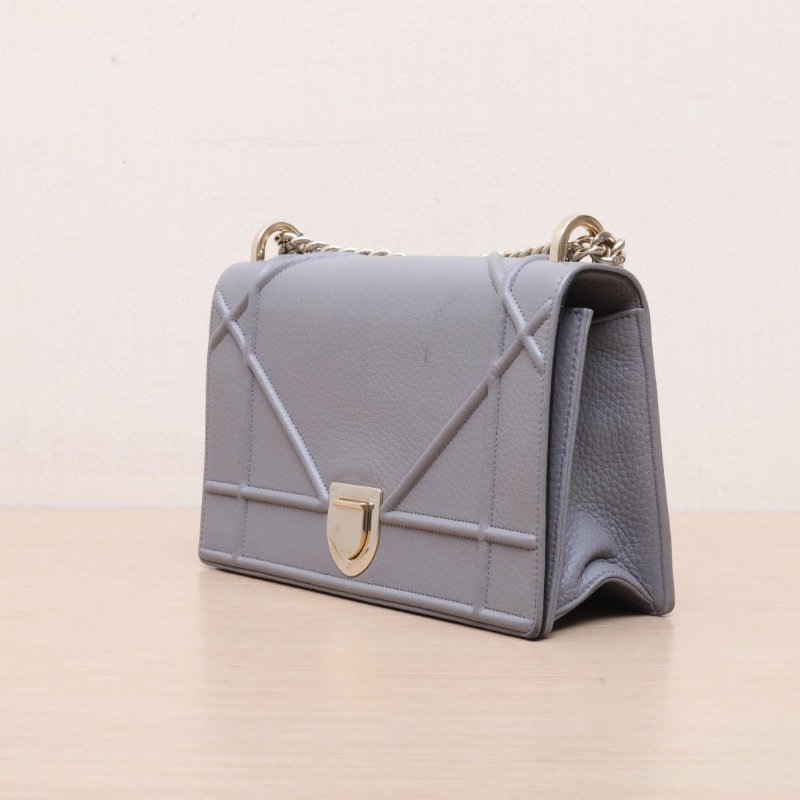 DIOR Diorama盾牌包中號25灰色牛皮金扣2017鉚釘飾面肩背包-4