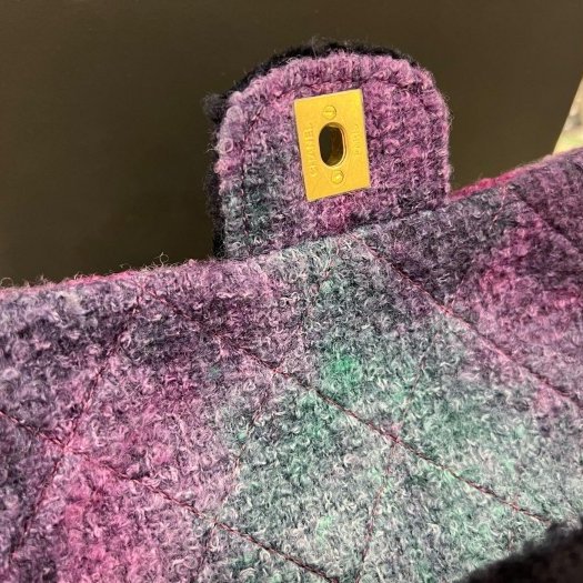 東區正精品㊣CHANEL COCO 25cm 近全新香奈兒黑色拼紫色毛呢金鍊金扣肩背包 RZ6094-1