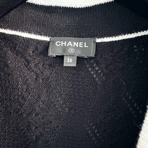 Chanel 22 C 早春渡假系列兩口袋開襟衫-10
