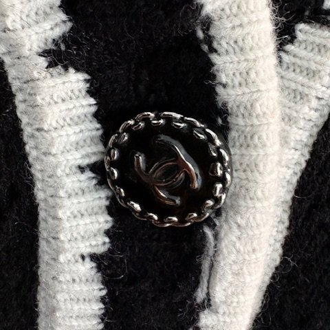 Chanel 22 C 早春渡假系列兩口袋開襟衫-19