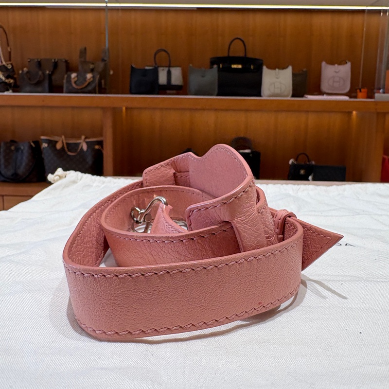 【時尚收藏・經典回歸】BALENCIAGA Mini City 迷你機車包｜柔霧粉色｜復古經典設計｜輕盈隨行款-11